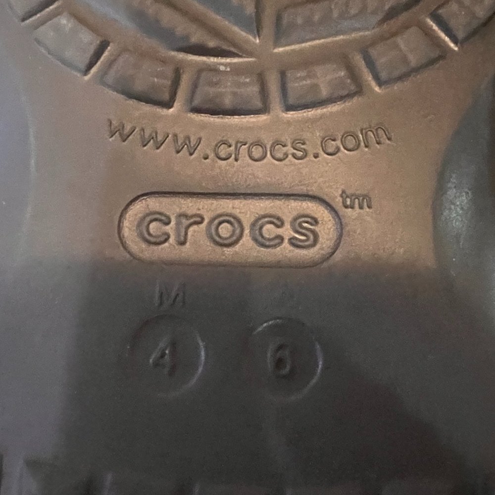 Crocs Classic Slides Slippers Size 6 W, 4 Mens - image 3